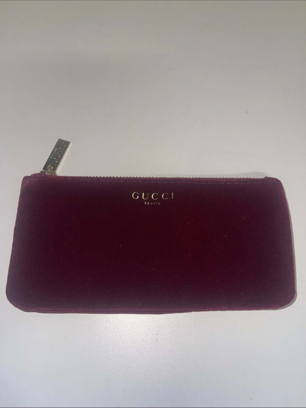 Gucci Beauty Zip Pouch velvet burgundy